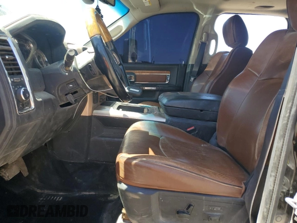 2017 Ram 2500 Longhorn z VIN 3C6UR5GL4HG539532, wystawiony jako Copart lot #54075865 z przebiegiem 88 878 mil mil oraz Szkoda całkowita • Salvage title. Historia ofert i sprzedaży dostępna na DreamBid. Obrazek 7.