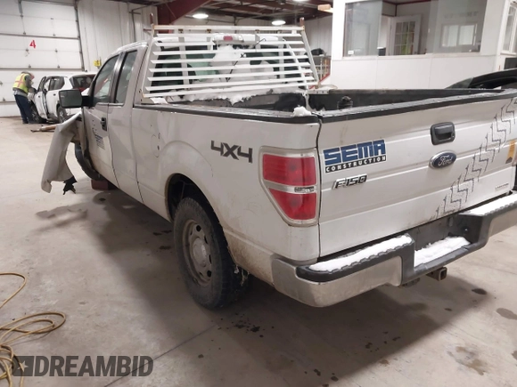 2014 Ford F-150 XL with VIN 1FTFX1EF6EFA29628, listed as a IAAI auction lot 41298438 with 343,733 mi miles. Bid and sale history available at carsss.com. Image 3.