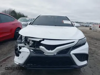 2021 Toyota Camry SE Nightshade with VIN 4T1T11AK7MU515295, listed as a IAAI auction lot 41440563 with 72,686 mi miles. Bid and sale history available at carsss.com. Image 12.