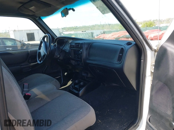 2000 Ford Ranger XL with VIN 1FTYR10V8YTA99803, listed as a IAAI auction lot 42113776 with 149,396 mi miles. Bid and sale history available at carsss.com. Image 5.