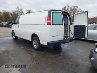 2003 Chevrolet Express Cargo with VIN 1GCGG25U431160656, listed as a IAAI auction lot 40876526 with 438,231 mi miles and . Bid and sale history available at DreamBid. Image 3.
