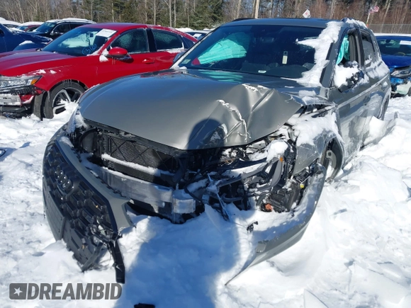 2024 Audi Q5 S line Premium Plus z VIN WA1E2AFY5R2138471, wystawiony jako IAAI lot #41570372 z przebiegiem Nie podano mil oraz . Historia ofert i sprzedaży dostępna na DreamBid. Obrazek 6.
