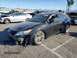 2014 Lexus ES 330 z VIN JTHBK1GG2E2106228, wystawiony jako Copart lot #44188805 z przebiegiem Nie podano mil oraz Szkoda całkowita • Salvage title. Historia ofert i sprzedaży dostępna na DreamBid. Obrazek 1.