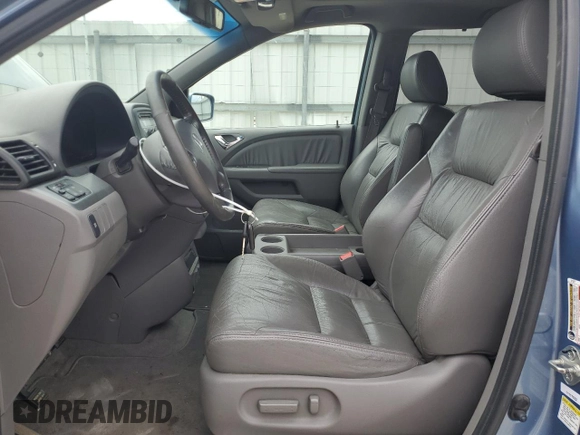 2008 Honda Odyssey EX-L z VIN 5FNRL38718B062201, wystawiony jako Copart lot #55942455 z przebiegiem 215 272 mil mil oraz Szkoda całkowita • Salvage title. Historia ofert i sprzedaży dostępna na DreamBid. Obrazek 7.