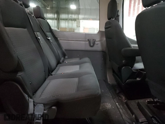 2022 Ford Transit Passenger XL z VIN 1FBAX2C82NKA78986, wystawiony jako Copart lot #42490795 z przebiegiem 63 246 mil mil oraz Czysty tytuł • Clean title. Historia ofert i sprzedaży dostępna na DreamBid. Obrazek 11.