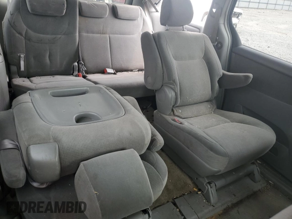 2005 Toyota Sienna CE z VIN 5TDZA23C85S314909, wystawiony jako Copart lot #50587195 z przebiegiem 376 856 mil mil oraz Szkoda całkowita • Salvage title. Historia ofert i sprzedaży dostępna na DreamBid. Obrazek 12.