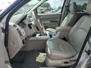 2008 Mercury Mariner с VIN 4M2CU81128KJ43548, выставлен на аукционе Copart как лот 61722405 с пробегом 155 381 миль миль и Списание • Salvage title. История ставок и продаж доступна на DreamBid. Изображение 7.