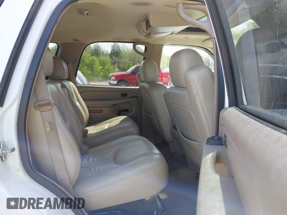 2004 Chevrolet Tahoe Z71 z VIN 1GNEK13ZX4R269230, wystawiony jako IAAI lot #41780307 z przebiegiem 249 453 mil mil oraz . Historia ofert i sprzedaży dostępna na DreamBid. Obrazek 8.