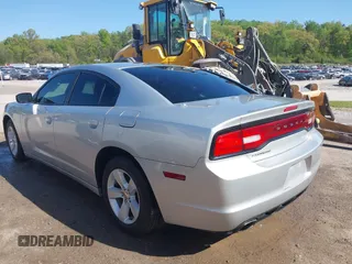 2012 Dodge Charger SE with VIN 2C3CDXBG2CH280352, listed as a IAAI auction lot 42055901 with 160,996 mi miles. Bid and sale history available at carsss.com. Image 3.