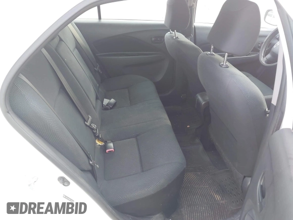 2012 Toyota Yaris z VIN JTDBT4K3XC1415243, wystawiony jako IAAI lot #42251811 z przebiegiem 198 838 mil mil oraz . Historia ofert i sprzedaży dostępna na DreamBid. Obrazek 8.
