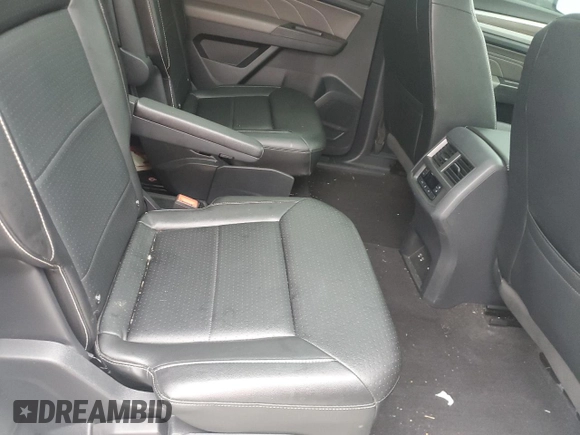 2022 Volkswagen Atlas SEL with VIN 1V2BP2CA2NC517941, listed as a Copart auction lot 80081904 with 51,766 mi miles and Salvage title. Bid and sale history available at DreamBid. Image 11.