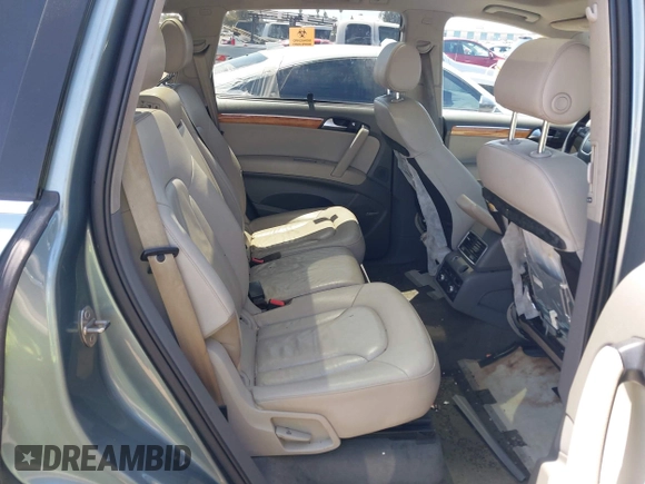 2008 Audi Q7 Premium with VIN WA1BV74L98D031947, listed as a IAAI auction lot 42544652 with Not provided miles and . Bid and sale history available at DreamBid. Image 8.
