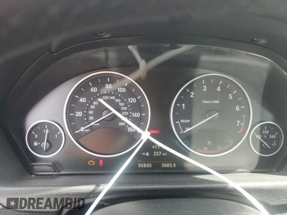 2015 BMW 3 Series 320i with VIN WBA3B1G51FNT64807, listed as a Copart auction lot 58673635 with 95,840 mi miles and Salvage title. Bid and sale history available at DreamBid. Image 9.