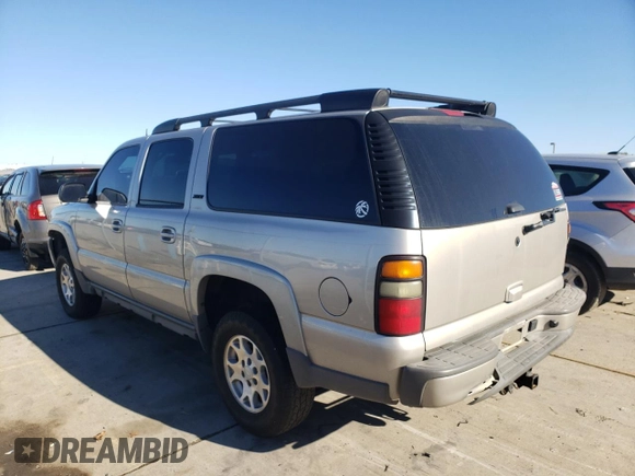 2005 Chevrolet Suburban LS with VIN 3GNFK16Z55G268911, listed as a Copart auction lot 82489564 with 185,020 mi miles and Salvage Title. Bid and sale history available at carsss.com. Image 2.