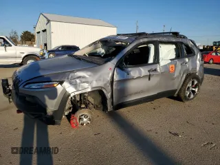 2017 Jeep Cherokee Trailhawk L Plus with VIN 1C4PJMBS3HD218441, listed as a Copart auction lot 42836285 with 122,242 mi miles and Salvage Title. Bid and sale history available at carsss.com. Image 1.