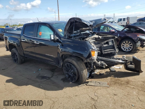 2022 GMC Canyon 4WD Denali with VIN 1GTG6EEN1N1130725, listed as a Copart auction lot 74003444 with 37,448 mi miles and Salvage Title. Bid and sale history available at carsss.com. Image 4.