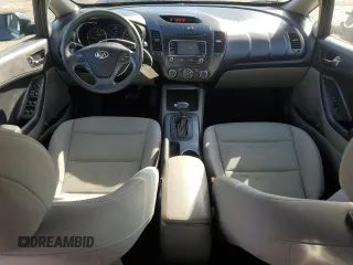 2016 Kia Forte LX z VIN KNAFX4A6XG5508678, wystawiony jako Copart lot #59153665 z przebiegiem 110 120 mil mil oraz Szkoda całkowita • Salvage title. Historia ofert i sprzedaży dostępna na DreamBid. Obrazek 8.