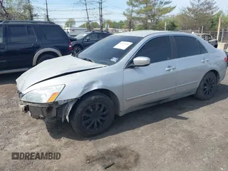 2005 Honda Accord LX z VIN 1HGCM56415A106162, wystawiony jako IAAI lot #42119356 z przebiegiem Nie podano mil oraz . Historia ofert i sprzedaży dostępna na DreamBid. Obrazek 2.