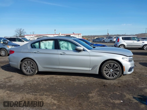 2019 BMW 5 Series 530i xDrive with VIN WBAJA7C57KWC77780, listed as a IAAI auction lot 41511124 with 35,696 mi miles. Bid and sale history available at carsss.com. Image 13.
