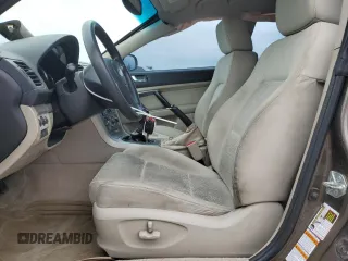 2008 Subaru Outback i z VIN 4S4BP61C586352916, wystawiony jako Copart lot #58935385 z przebiegiem 223 464 mil mil oraz Szkoda całkowita • Salvage title. Historia ofert i sprzedaży dostępna na DreamBid. Obrazek 7.