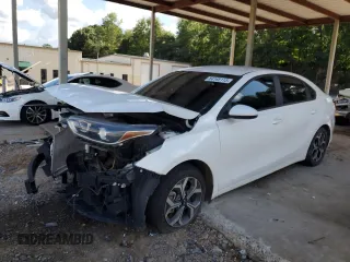 2021 Kia Forte LXS with VIN 3KPF24AD5ME382648, listed as a Copart auction lot 64165115 with 62,665 mi miles and Salvage title. Bid and sale history available at DreamBid. Image 1.