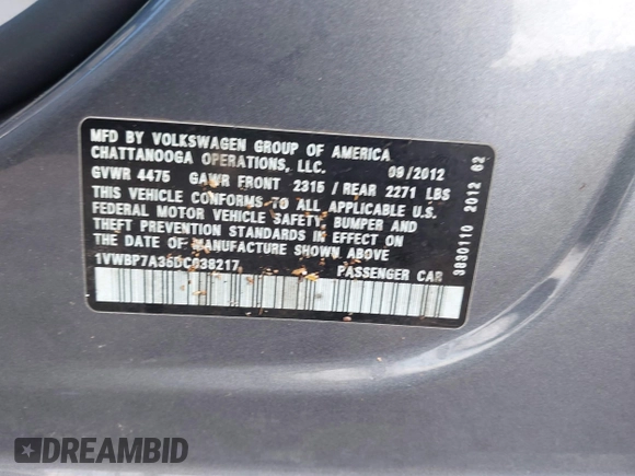 2013 Volkswagen Passat SE w/Sunroof & Nav with VIN 1VWBP7A35DC038217, listed as a IAAI auction lot 41944193 with 102,767 mi miles. Bid and sale history available at carsss.com. Image 9.