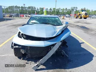 2018 Chevrolet Camaro 1LT z VIN 1G1FB1RX3J0125112, wystawiony jako IAAI lot #42034286 z przebiegiem 179 149 mil mil oraz . Historia ofert i sprzedaży dostępna na DreamBid. Obrazek 11.