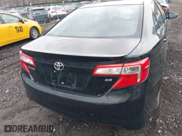 2012 Toyota Camry L with VIN 4T1BF1FK0CU078423, listed as a IAAI auction lot 42049768 with 999,999 mi miles. Bid and sale history available at carsss.com. Image 15.