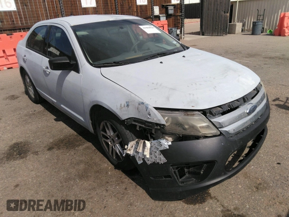 2010 Ford Fusion S with VIN 3FAHP0GA8AR108502, listed as a IAAI auction lot 41904920 with 1 mi miles. Bid and sale history available at carsss.com. Image 1.