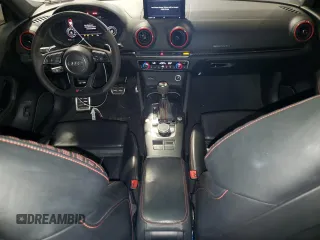 2018 Audi RS 3 z VIN WUABWHFF8J1905635, wystawiony jako Copart lot #73159134 z przebiegiem 61 943 mil mil oraz Szkoda całkowita • Salvage title. Historia ofert i sprzedaży dostępna na DreamBid. Obrazek 8.