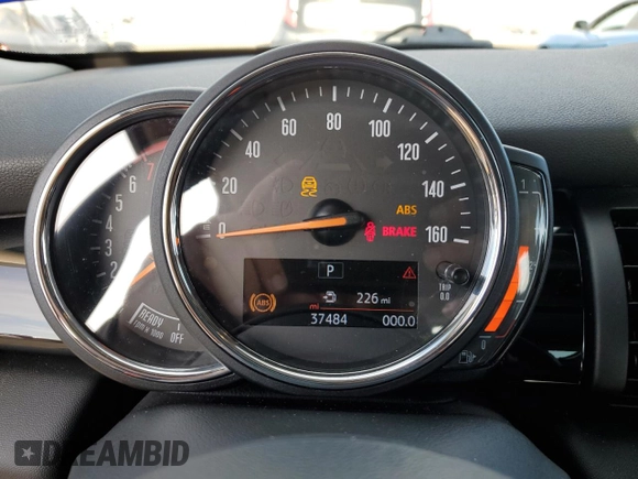 2021 MINI Hardtop Cooper с VIN WMWXR3C03M2N73872, выставлен на аукционе Copart как лот 45186265 с пробегом 37 484 миль миль и Списание • Salvage title. История ставок и продаж доступна на DreamBid. Изображение 9.