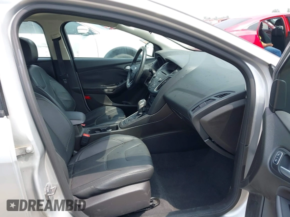 2016 Ford Focus SE with VIN 1FADP3F24GL295366, listed as a IAAI auction lot 42268573 with 71,462 mi miles and . Bid and sale history available at DreamBid. Image 5.