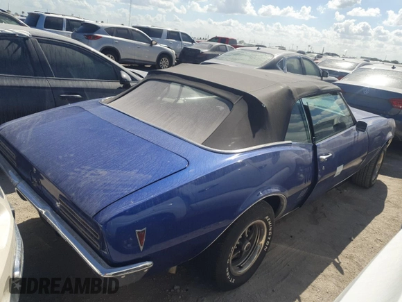1968 Pontiac Firebird z VIN 223678U118793, wystawiony jako Copart lot #76205674 z przebiegiem 82 021 mil mil oraz Szkoda całkowita • Salvage title. Historia ofert i sprzedaży dostępna na DreamBid. Obrazek 3.