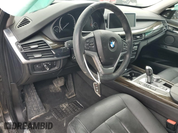 2015 BMW X5 xDrive35i z VIN 5UXKR0C52F0P15813, wystawiony jako Copart lot #48817935 z przebiegiem 50 322 mil mil oraz Szkoda całkowita • Salvage title. Historia ofert i sprzedaży dostępna na DreamBid. Obrazek 8.