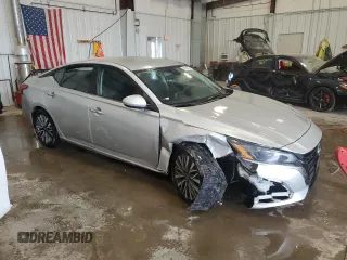 2023 Nissan Altima SV z VIN 1N4BL4DV5PN363135, wystawiony jako Copart lot #55964905 z przebiegiem 52 478 mil mil oraz Czysty tytuł • Clean title. Historia ofert i sprzedaży dostępna na DreamBid. Obrazek 4.