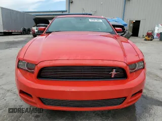 2013 Ford Mustang V6 with VIN 1ZVBP8AM7D5205664, listed as a Copart auction lot 62901385 with 159,775 mi miles and Clean title. Bid and sale history available at DreamBid. Image 5.