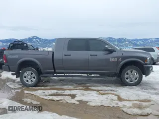 2018 Ram 2500 Laramie with VIN 3C6UR5NLXJG285897, listed as a IAAI auction lot 41644704 with 93,320 mi miles. Bid and sale history available at carsss.com. Image 13.