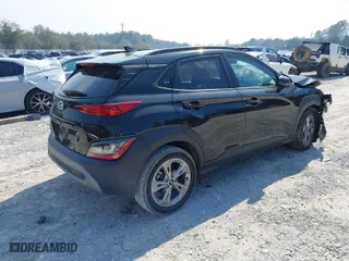 2022 Hyundai Kona SEL with VIN KM8K32AB1NU913938, listed as a IAAI auction lot 41643270 with 26,434 mi miles. Bid and sale history available at carsss.com. Image 4.