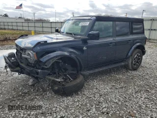 2021 Ford Bronco with VIN 1FMDE5DH8MLA62147, listed as a Copart auction lot 48059345 with 19,562 mi miles and Salvage Title. Bid and sale history available at carsss.com. Image 1.