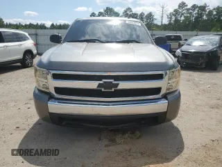 2007 Chevrolet Silverado 1500 LT w/1LT with VIN 2GCEK13C371518324, listed as a Copart auction lot 68063024 with 229,499 mi miles and Salvage Title. Bid and sale history available at carsss.com. Image 5.