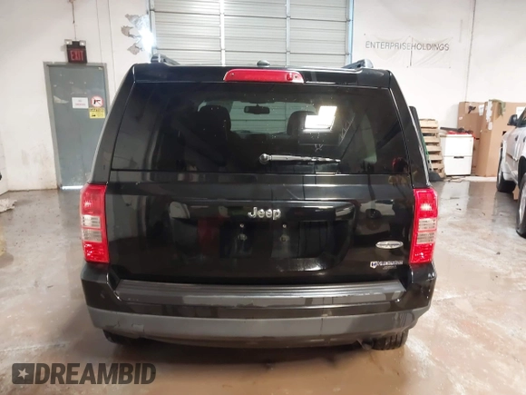 2014 Jeep Patriot High Altitude with VIN 1C4NJPFAXED679271, listed as a IAAI auction lot 41290600 with 157,256 mi miles and . Bid and sale history available at carsss.com. Image 16.