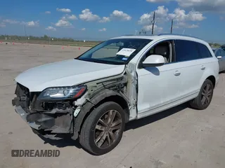 2014 Audi Q7 3.0T Premium Plus with VIN WA1LGAFE9ED020288, listed as a IAAI auction lot 41870658 with 108,816 mi miles. Bid and sale history available at carsss.com. Image 17.