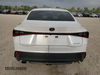 2021 Lexus IS 300 z VIN JTHCA1D28M5116162, wystawiony jako Copart lot #51757005 z przebiegiem 59 965 mil mil oraz Szkoda całkowita • Salvage title. Historia ofert i sprzedaży dostępna na DreamBid. Obrazek 6.