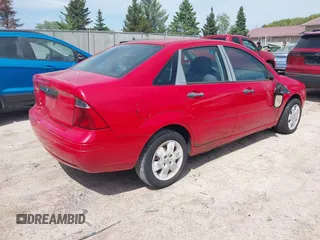 2007 Ford Focus S z VIN 1FAFP34N17W299881, wystawiony jako IAAI lot #42282442 z przebiegiem 144 782 mil mil oraz . Historia ofert i sprzedaży dostępna na DreamBid. Obrazek 4.