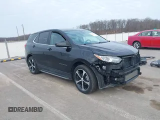2020 Chevrolet Equinox LT with VIN 2GNAXKEV8L6105369, listed as a IAAI auction lot 41650666 with 114,052 mi miles. Bid and sale history available at carsss.com. Image 1.
