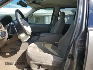 2004 Ford Explorer XLT with VIN 1FMZU73E94UC05497, listed as a Copart auction lot 73175304 with 175,933 mi miles and Clean Title. Bid and sale history available at DreamBid. Image 7.