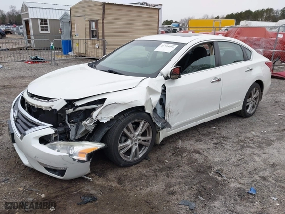 2013 Nissan Altima 3.5 SL with VIN 1N4BL3AP9DN554407, listed as a IAAI auction lot 41394630 with 134,500 mi miles. Bid and sale history available at carsss.com. Image 2.