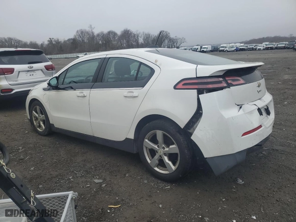 2015 Chevrolet Volt with VIN 1G1RA6E4XFU117856, listed as a Copart auction lot 50782845 with 105,899 mi miles and Clean Title. Bid and sale history available at carsss.com. Image 2.