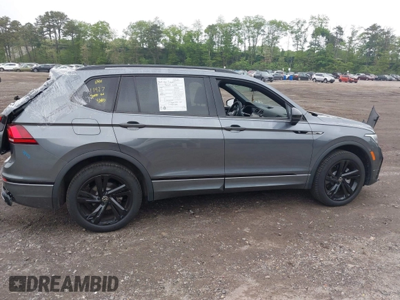2024 Volkswagen Tiguan SE R-Line Black с VIN 3VV8B7AX4RM136788, выставлен на аукционе IAAI как лот 42246926 с пробегом 5 342 миль миль и . История ставок и продаж доступна на DreamBid. Изображение 13.