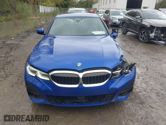 2019 BMW 3 Series 330i xDrive with VIN WBA5R7C55KAE82585, listed as a IAAI auction lot 42178005 with 50,719 mi miles and . Bid and sale history available at DreamBid. Image 12.
